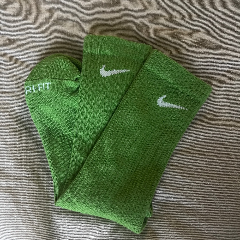 Nike dri-fit socks sz. Medium